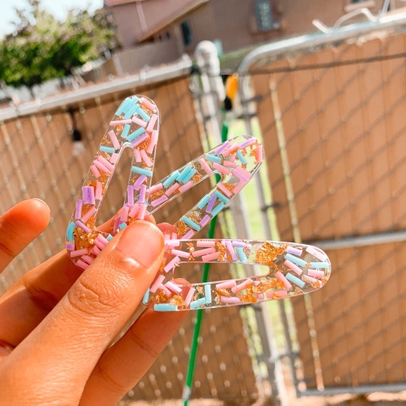 Sprinkle Hair Clips - Picture 2 of 3
